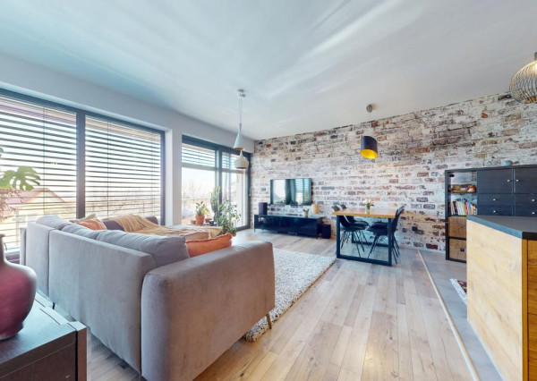 ✨ Štýlový 4-izb. byt s terasou, záhradou a 2 park. miestami ✨