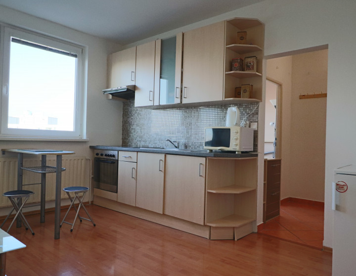 PREDANÉ-dvojgarsónka na Fedinovej, v BA-Petržálka