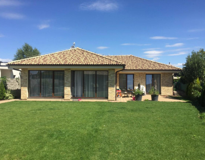 🏡 Bungalov v Senci až s 8 árovým pozemkom 🌳