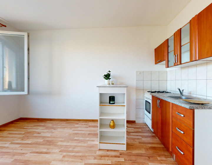 ✨ Svetlá garsónka s pivnicou na obľúbenom sídlisku Vlčince✨