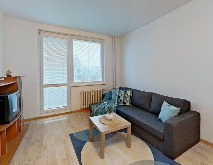 🏡 Veľký, svetlý 2-izbový byt s lodžiou a balkónom