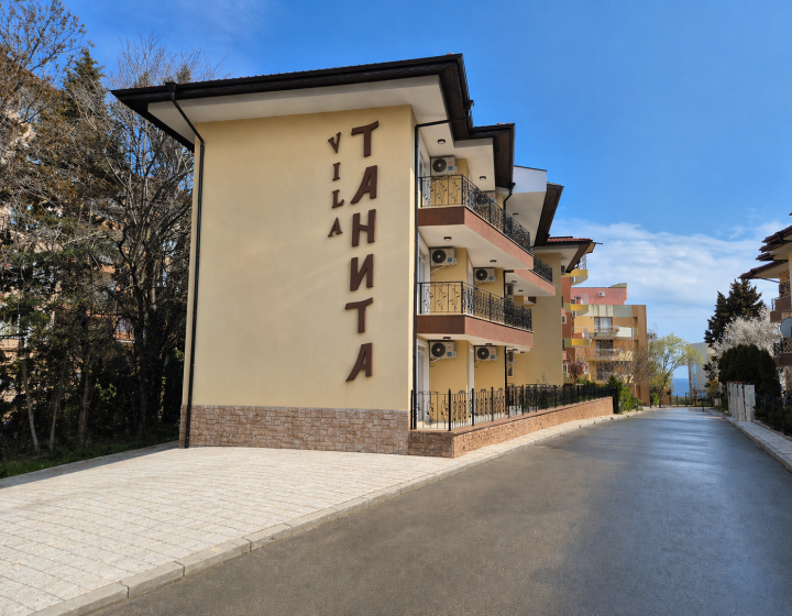 🌊 Elegantný 2-izb. apartmán priamo pri pláži – Ravda, Bulharsko