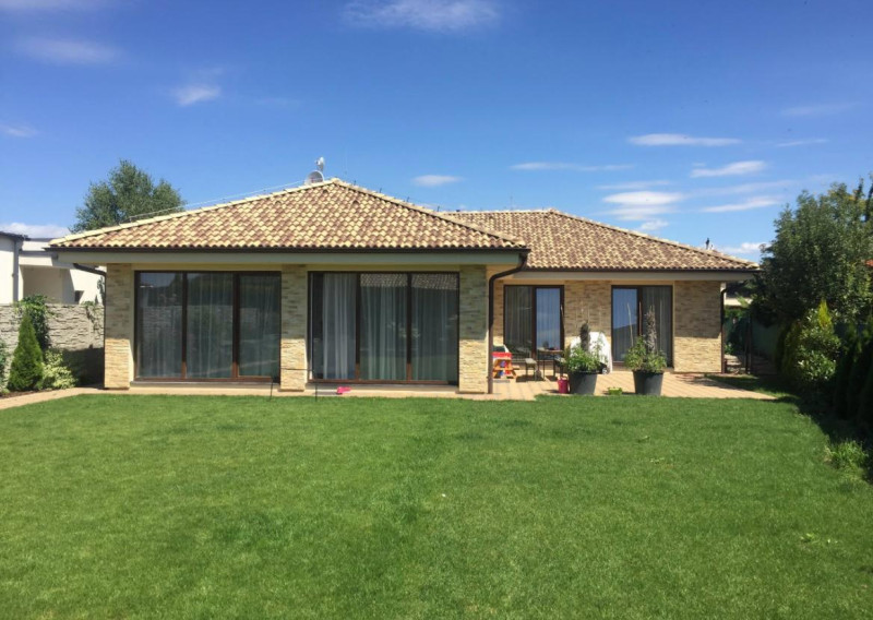 🏡 Bungalov v Senci až s 8 árovým pozemkom 🌳